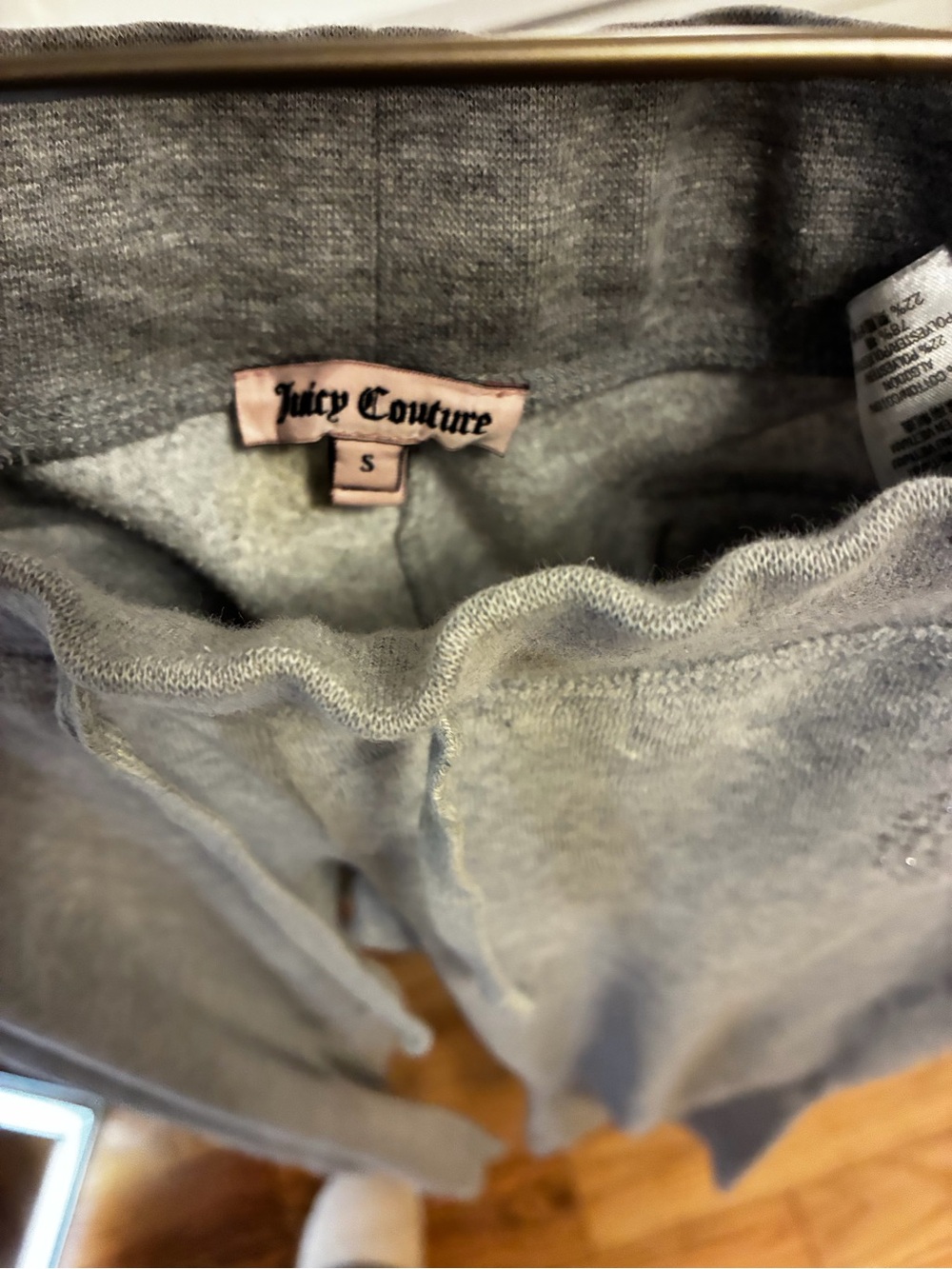 💖 RARE Vintage Juicy Couture Grey Velour Track Pants w/ Rhinestones (Size S) - Picture 5 of 5